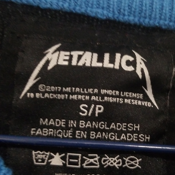 Sold - Metallica Ugly Christmas Sweater - Picture 5 of 6
